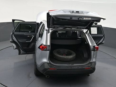 Used 2024 Toyota RAV4 XLE w/ Convenience Package image 32