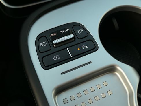 New 2026 Hyundai Ioniq 9 SEL image 17