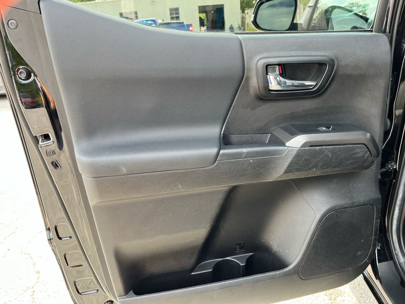 Used 2022 Toyota Tacoma TRD Sport AWD/4WD image 23