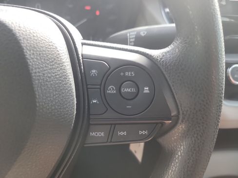 Used 2024 Toyota Corolla LE FWD image 28