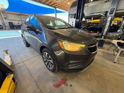 Used 2018 Buick Encore Preferred FWD image 2