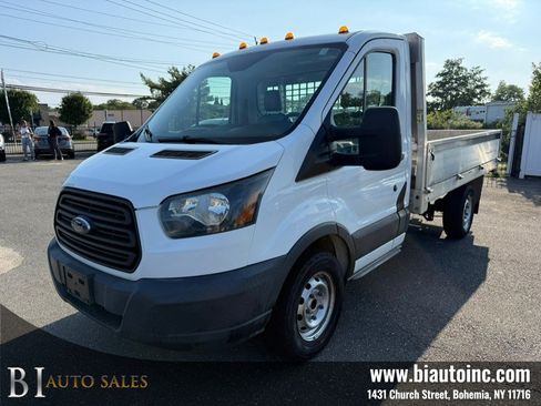 Used 2017 Ford Transit 250 138 RWD image 1