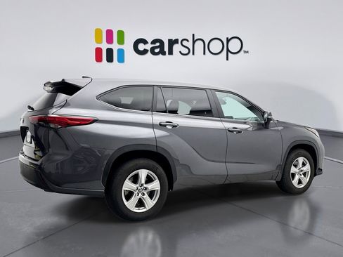 Used 2023 Toyota Highlander L image 5