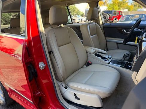 Used 2011 Mercedes-Benz GLK 350 4MATIC image 27