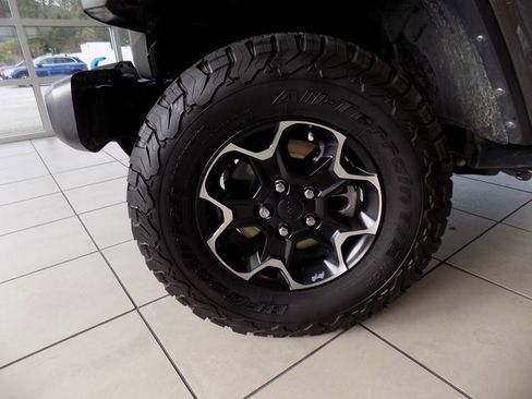 Used 2021 Jeep Wrangler Unlimited Rubicon 4xe w/ Safety Group image 10