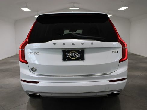 Used 2020 Volvo XC90 T6 Momentum image 8
