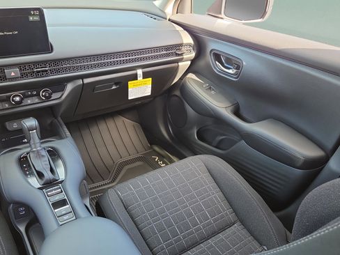 New 2026 Honda HR-V LX image 14