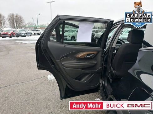 Used 2020 GMC Terrain SLE image 21