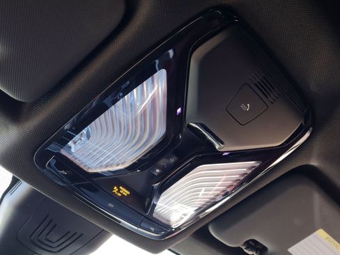 Used 2022 BMW X6 M50i w/ Executive Package image 25