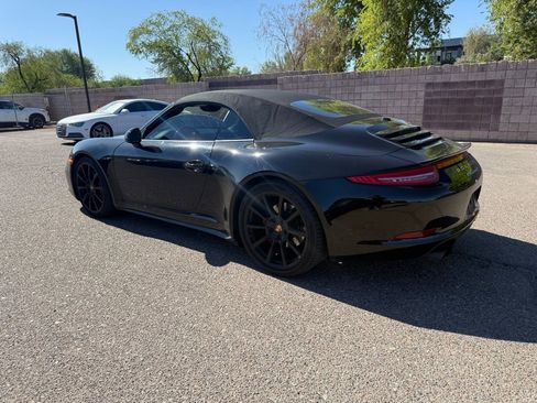 Used 2014 Porsche 911 Carrera 4S AWD/4WD image 7