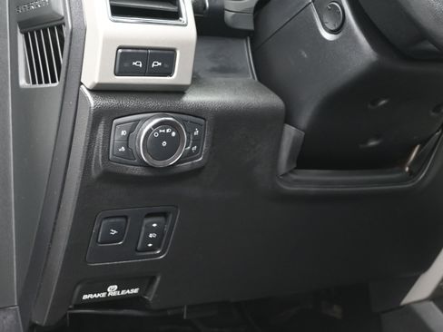 Used 2019 Ford F250 Lariat w/ Lariat Ultimate Package image 23