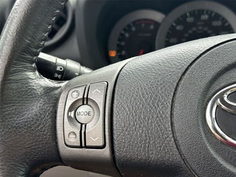 Used 2012 Toyota RAV4 Limited w/ Navigation Value Pkg AWD/4WD image 19