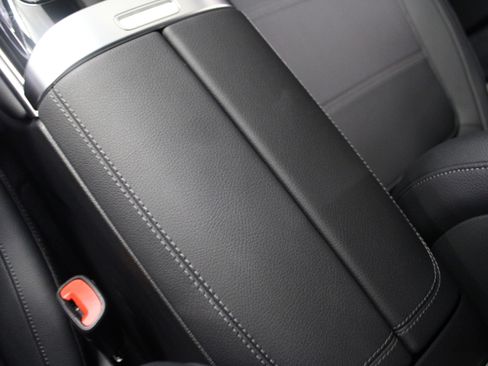 Used 2026 Mercedes-Benz GLC 300 image 19