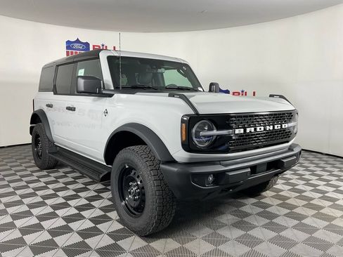 New 2026 Ford Bronco Outer Banks AWD/4WD image 1