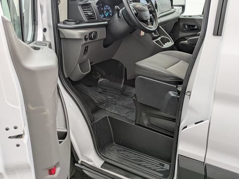 Used 2024 Ford Transit 350 XLT RWD image 21