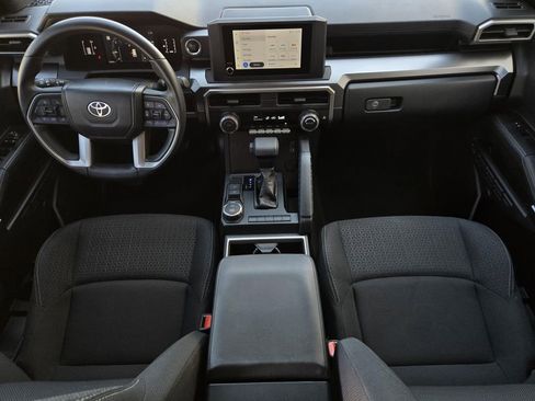 Used 2025 Toyota 4Runner SR5 image 14