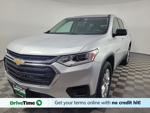 Used 2020 Chevrolet Traverse LS FWD image 1