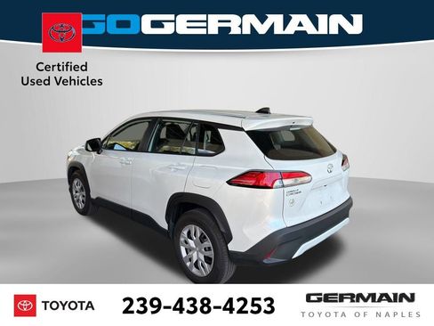 Used 2025 Toyota Corolla Cross L image 8