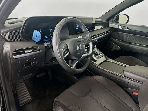 Used 2025 Hyundai Palisade Calligraphy AWD/4WD image 9