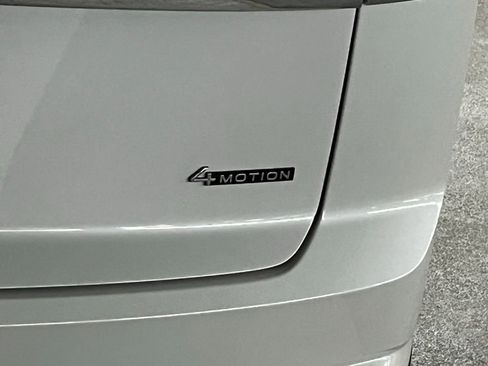 New 2026 Volkswagen Atlas SE image 35