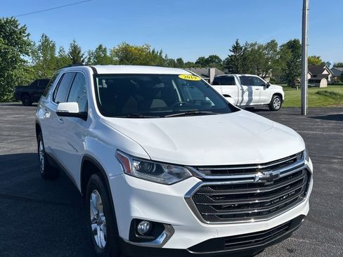 Used 2019 Chevrolet Traverse LT AWD/4WD image 1