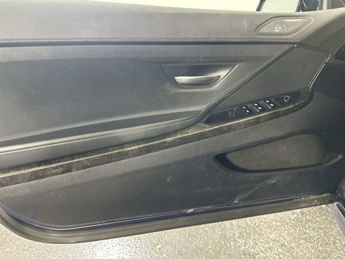 Used 2017 BMW 650i xDrive Convertible image 32