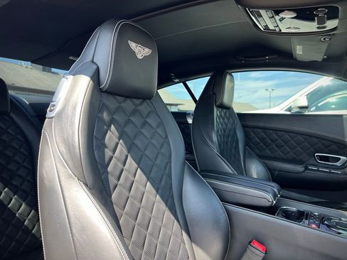 Used 2016 Bentley Continental GT image 34