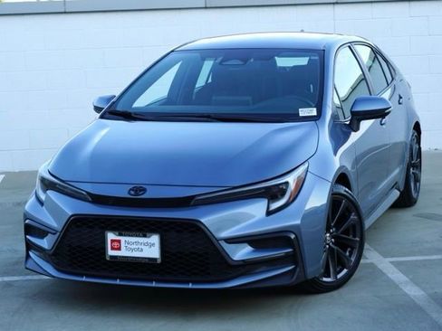 Used 2024 Toyota Corolla SE image 4