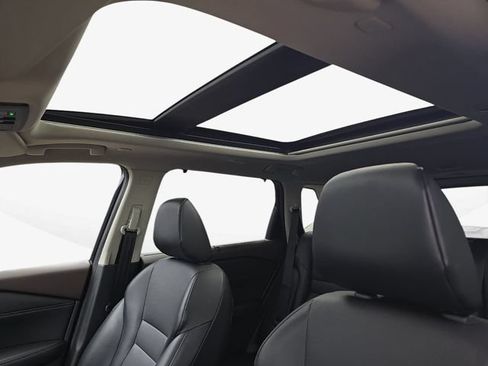 Used 2022 Nissan Rogue SV w/ SV Premium Package FWD image 26