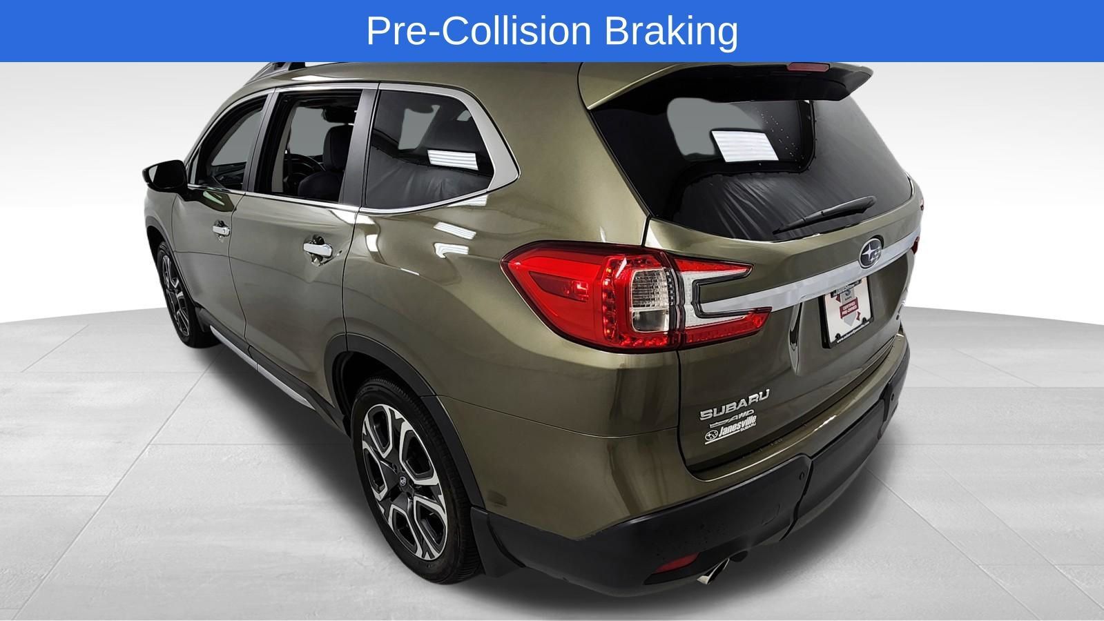 Used 2025 Subaru Ascent Touring AWD/4WD image 5