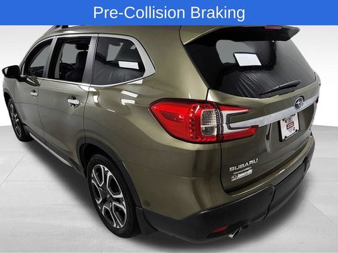 Used 2025 Subaru Ascent Touring AWD/4WD image 5
