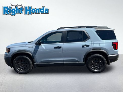 Certified 2026 Honda Passport TrailSport image 3