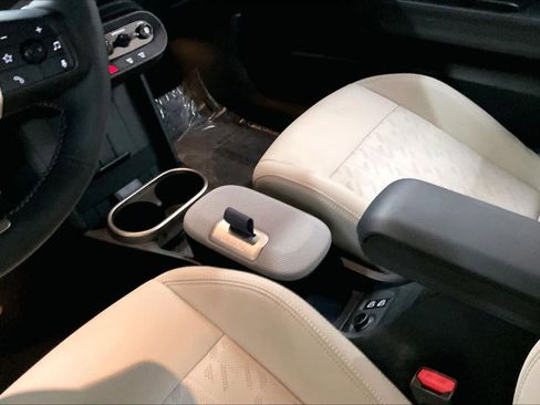 Certified 2025 MINI Cooper S image 19