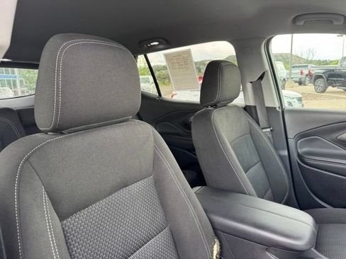 Certified 2024 GMC Terrain SLE w/ Driver Convenience Package FWD image 26