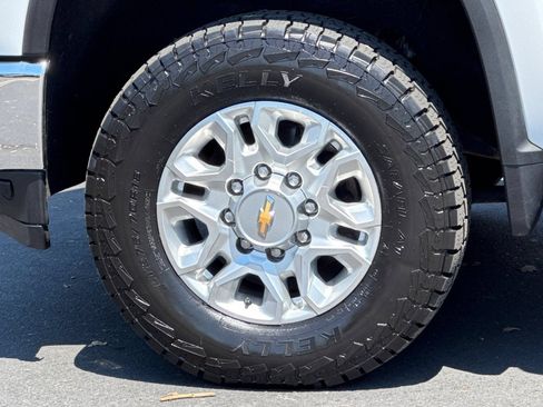 Used 2023 Chevrolet Silverado 2500 LT w/ Convenience Package AWD/4WD image 30