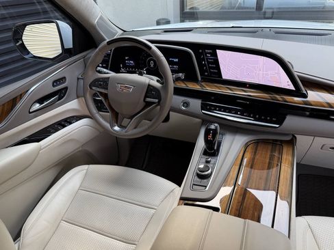 Used 2024 Cadillac Escalade Sport Platinum AWD/4WD image 28
