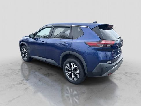 Used 2021 Nissan Rogue SV AWD/4WD image 3