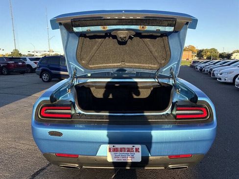 Used 2015 Dodge Challenger SXT Plus image 15