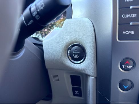 Used 2017 Lexus GX 460 image 7