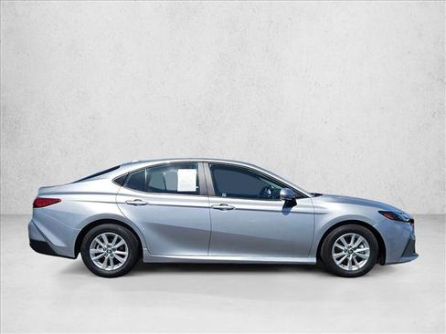 Used 2025 Toyota Camry LE FWD image 4