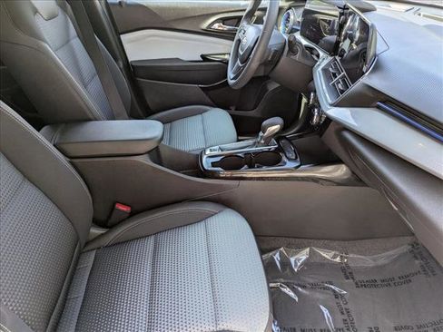 Used 2026 Chevrolet Trax LT FWD image 19