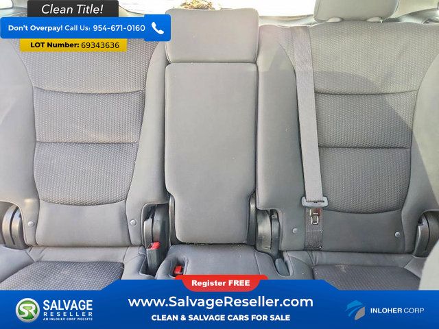 Used 2011 Kia Sorento LX AWD/4WD image 13