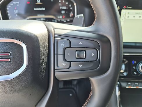 Used 2025 GMC Sierra 1500 AT4 w/ AT4 Premium Package AWD/4WD image 36
