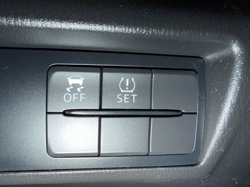 Used 2017 FIAT 124 Spider Classica image 22