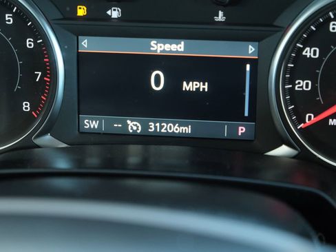 Used 2025 Chevrolet Blazer LT image 13