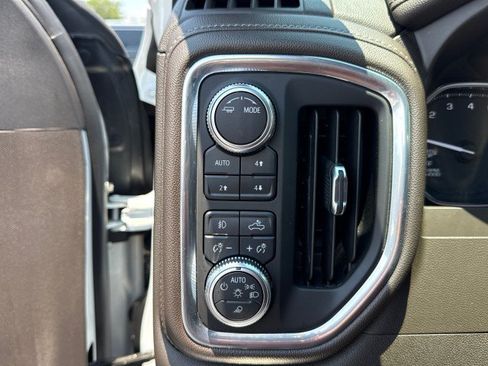 Used 2020 GMC Sierra 1500 SLT w/ SLT Premium Plus Package AWD/4WD image 20