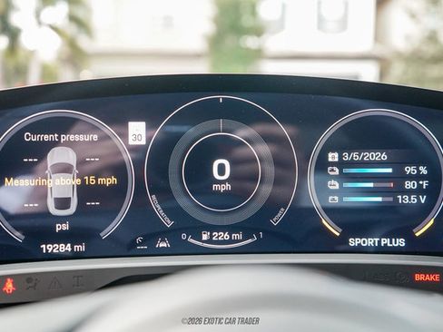 Used 2024 Porsche Taycan GTS image 32