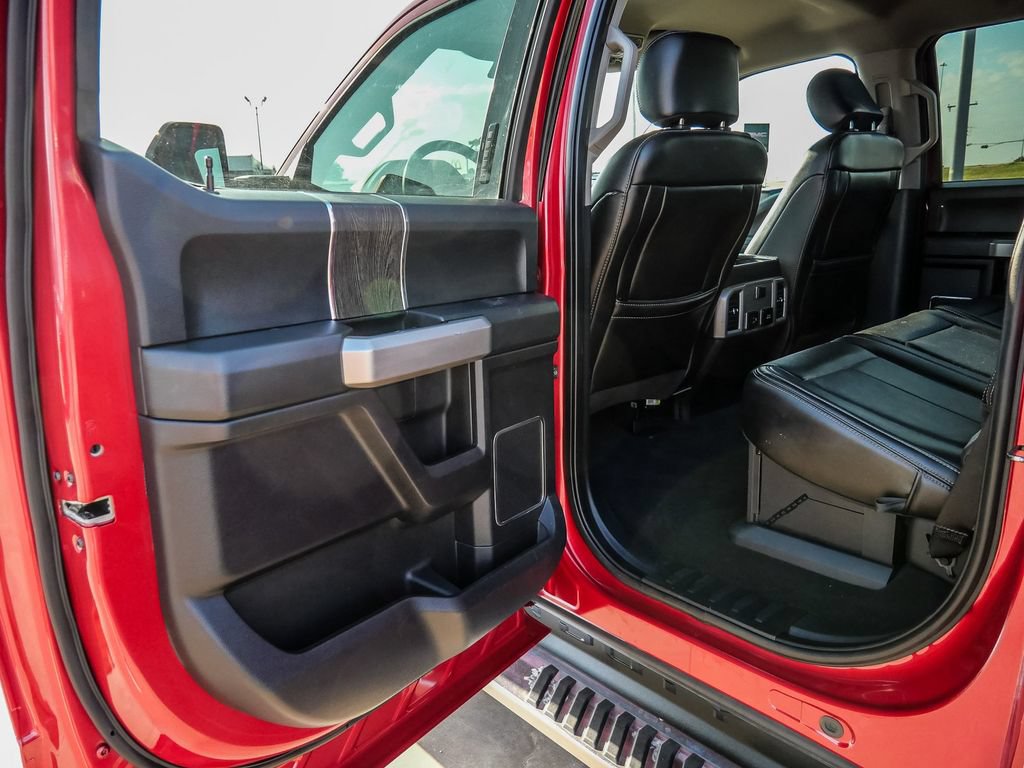 Used 2020 Ford F250 Lariat w/ Lariat Ultimate Package AWD/4WD image 23