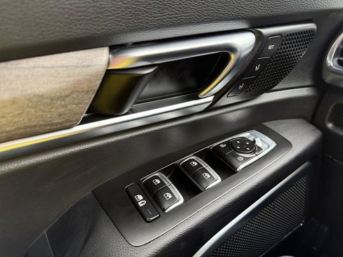 Certified 2022 Kia Telluride SX w/ SX Prestige Package image 11