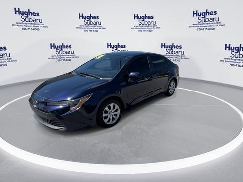 Used 2024 Toyota Corolla LE FWD image 6